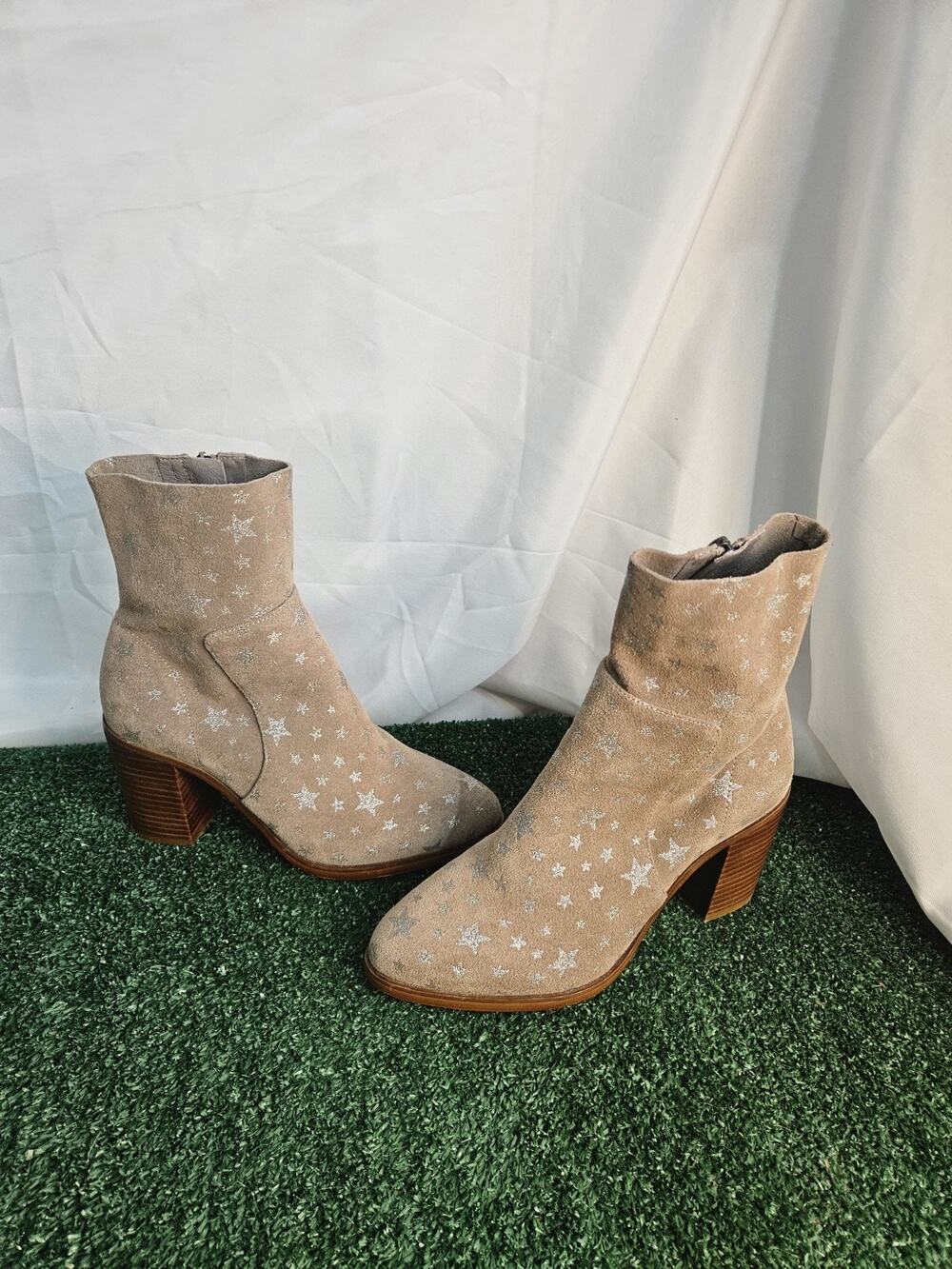 Steve Madden Reward Star Print Bootie Boots Brown Suede Silver Glitter Star 7.5